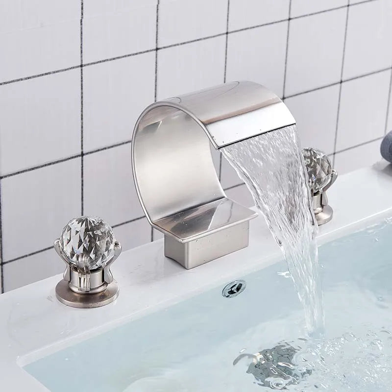 Bright Golden Waterfall Basin Faucet